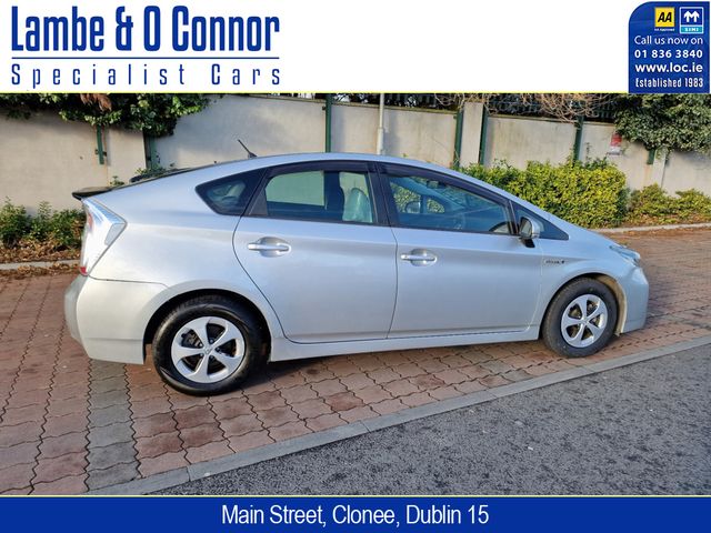 Image for 2014 Toyota Prius PRIUS AUTO * SELF CHARGING HYBRID * REVERSE CAMERA * LOW MILES * 