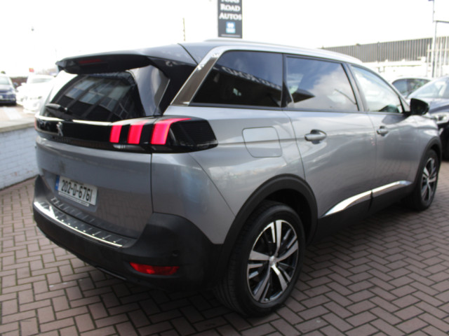 Image for 2020 Peugeot 5008 Allure 1.2 130 Automatic 6.3 4