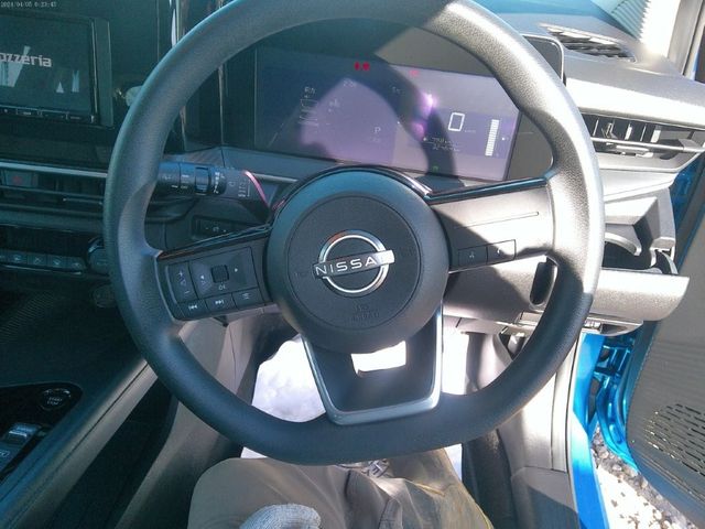 Image for 2023 Nissan Note E-power