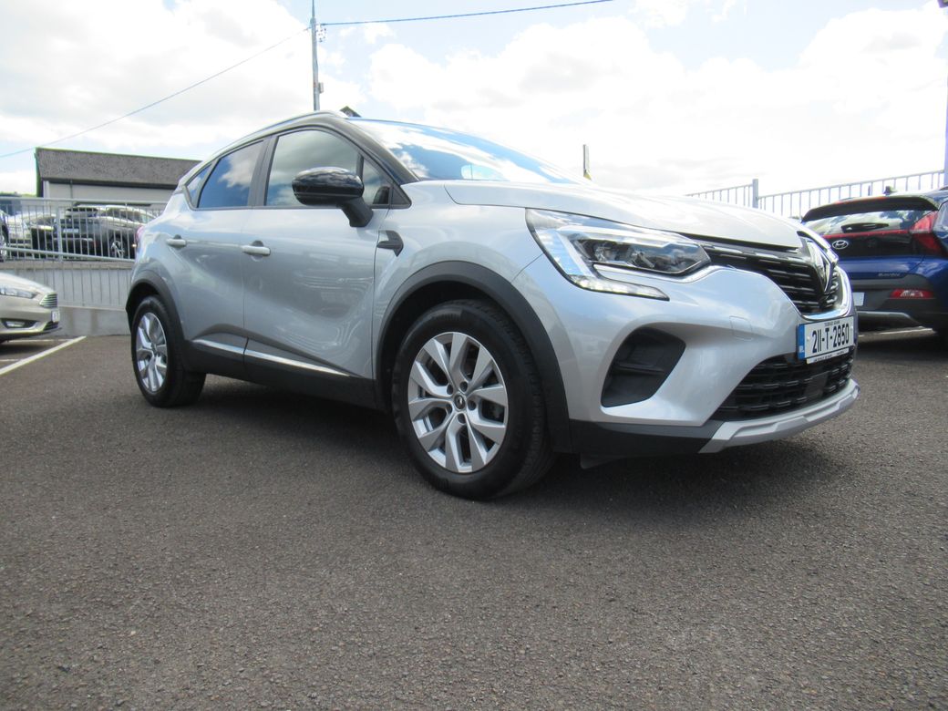 Image for 2021 Renault Captur 1.5 Iconic DCI 95BHP 5DR