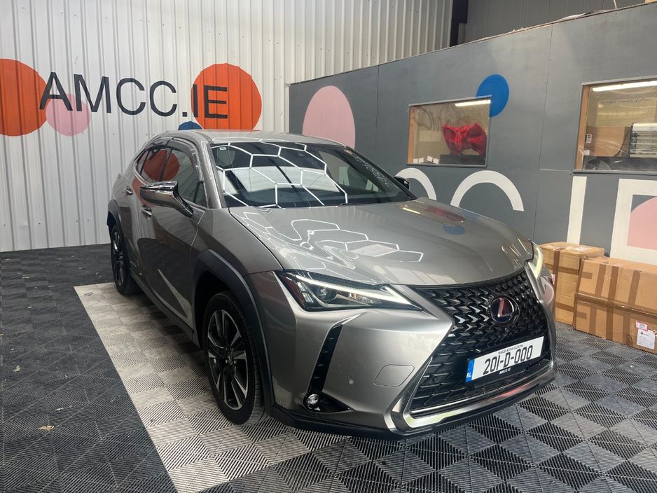 Image for 2020 Lexus UX 250H 2020 LEXUS UX250H 2.0 AUTOMATIC / CRUISE CONTROL / PARKING CAMERA / ELECTRIC MEMORY & HEATED SEATS / HEATED STEERING WHEEL AND MORE