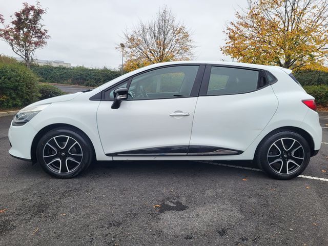 Image for 2015 Renault Clio 
