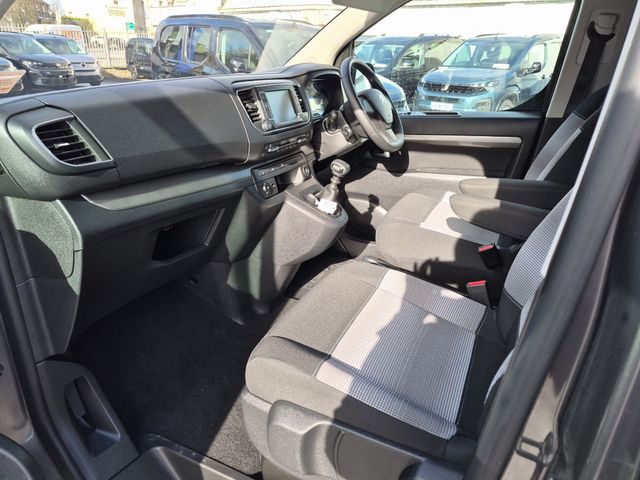 Image for 2021 Citroen SpaceTourer Wheelchair Access