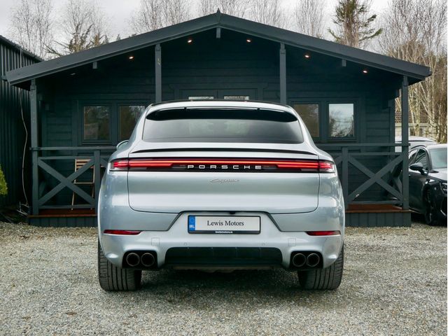 Image for 2024 Porsche Cayenne E-Hybrid Coupe, HUGE SPEC/ IRISH CAR, BOSE, GLASS ROOF, AIR SUSPENSION, ADAPTIVE CRUISE CONTROL, ELECTRIC TOW BAR