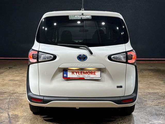 Image for 2017 Toyota Sienta 1.5 HYBRID 7 SEATER - TOYOTA SAFETY SENSE - REAR CAMERA