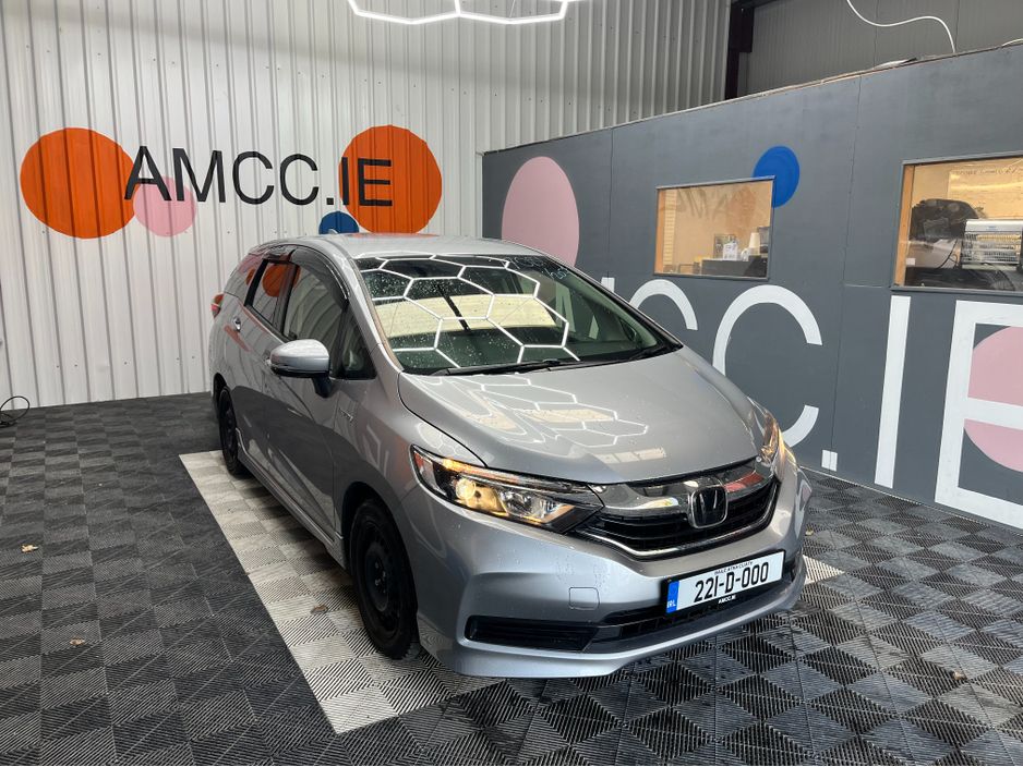 Image for 2022 Honda Shuttle 2022 HONDA SHUTTLE 1.5L HYBRID / 61K KMS / ADAPTIVE CRUISE CONTROL, REVERSE CAMERA & MORE