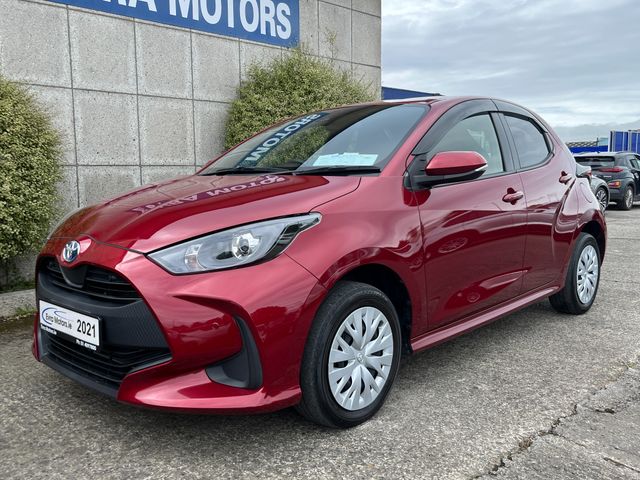 Image for 2021 Toyota Yaris X 4WD HYBRID AUTOMATIC 1.5 PETROL //KEYLESS ENTRY//ADAPTIVE CRUISE CONTROL//CARPLAY//