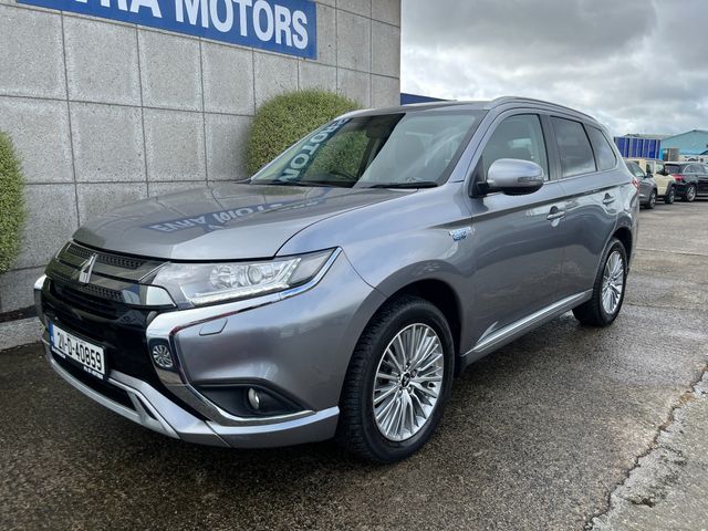 Image for 2021 Mitsubishi Outlander DESIGN PHEV 2.4 PETROL //HEATED SEATS// 