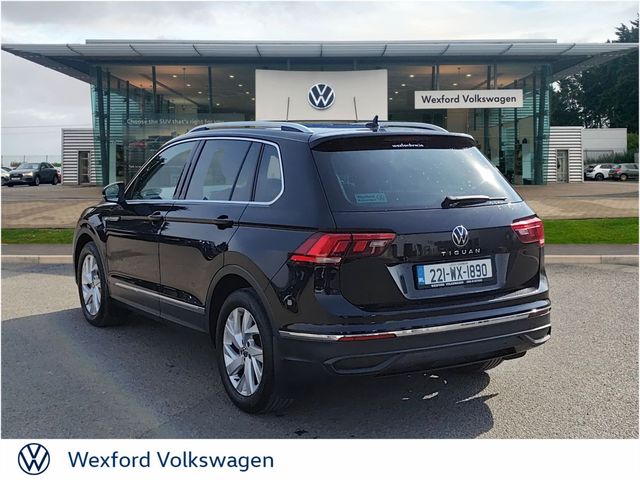 Image for 2022 Volkswagen Tiguan LIFE 2.0TDI 122HP MANUAL