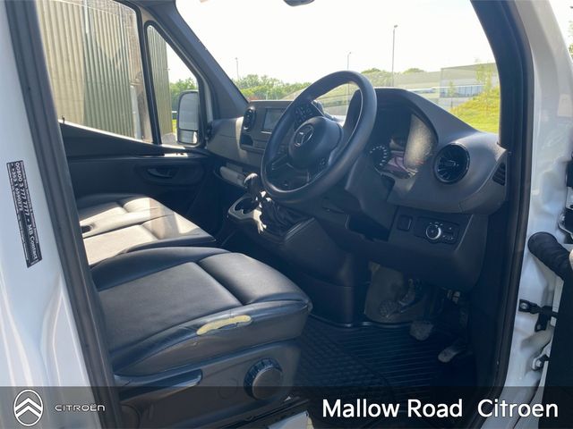 Image for 2022 Mercedes-Benz Sprinter SPRINTER 215/39 HIGH ROOF FWD VAN 6DR
