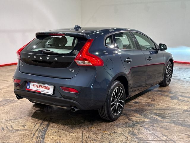 Image for 2018 Volvo V40 1.5 AUTOMATIC - LEATHER UPHOLSTERY - FACTORY ALLOYS - CRUISE CONTROL - REAR CAMERA