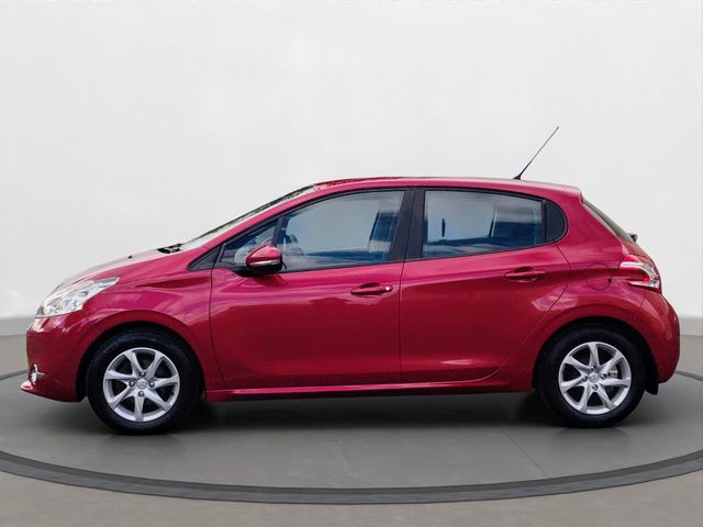 Image for 2015 Peugeot 208 1.4 HDI 70 bhp Allure
