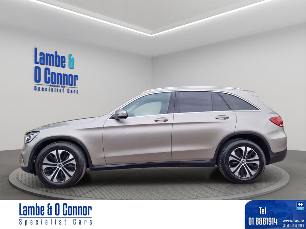 Image for 2020 Mercedes-Benz GLC Class 200 D 4 MATIC AUTO * LOW MILES * ELECTRIC TAILGATE * REVERSE CAMERA * HEATED SEATS * CRUISE CONTROL * 