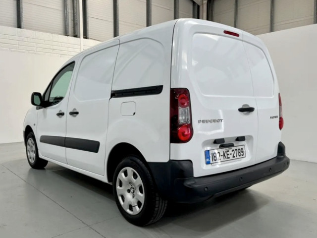 Image for 2018 Peugeot Partner Professional 100hp 3 Seater 