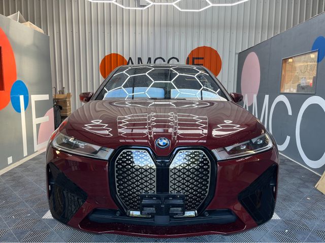 Image for 2022 BMW iX 2022 BMW IX AUTOMATIC / CRUISE CONTROL / 360° CAMERA / ELECTRIC MEMORY & HEATED SEATS / HEATED STEERING WHEEL / PANORAMIC SUNROOF / APPLE CARPLAY AND MORE
