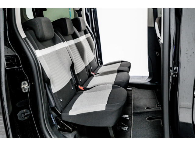 Image for 2024 Citroen Berlingo **Electric 7-Seater** ë-Plus XL 52kWh Auto 136HP