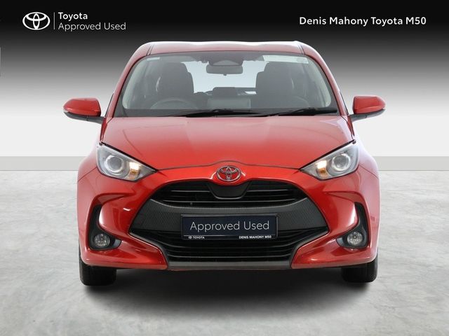 Image for 2024 Toyota Yaris Luna Hybrid
