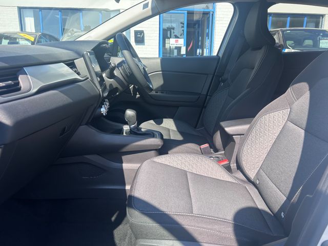 Image for 2023 Renault Captur 2023 RENAULT CAPTUR 1.3 PETROL AUTO EVOLUTION