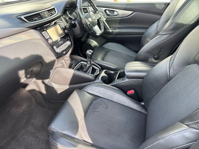 Image for 2018 Nissan Qashqai 1.2 SV PREMIUM SS PART PET LEA