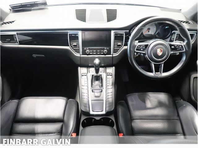 Image for 2017 Porsche Macan Macan S Diesel PDK