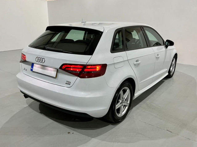 Image for 2016 Audi A3 TDI ULTRA SE