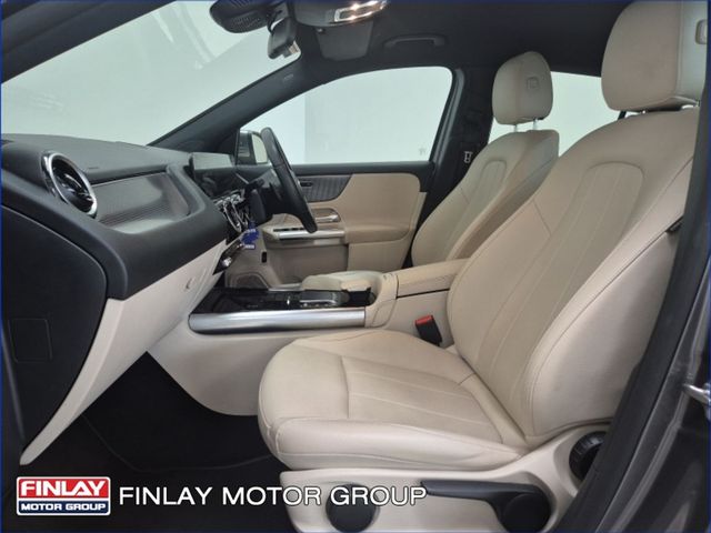 Image for 2023 Mercedes-Benz GLA Class GLA 200D Auto Progressive, Service HIstory , Cream Leather Heated seats