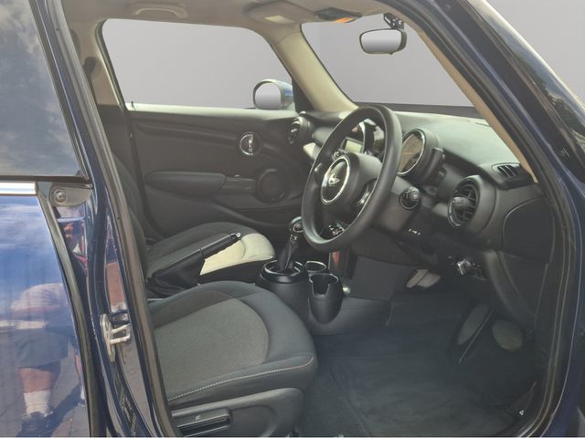 Image for 2016 Mini Hatch 1.2 AUTOMATIC * ALLOYS * 5 DOOR * 