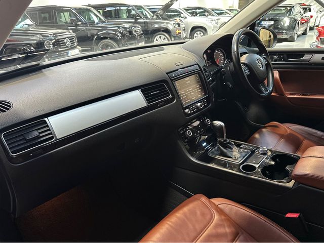 Image for 2018 Volkswagen Touareg 3.0 V6 TDI N1 HIGH SPEC