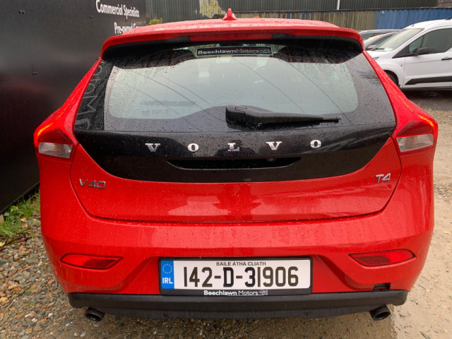 Image for 2014 Volvo V40 VOLVO V40 1.6 T4 180 BHP AUTO R-DESIGN // VERY LOW MILEAGE // EXCELLENT CONDIITION // TIMING BELT/WATE PUMP REPLACED // 