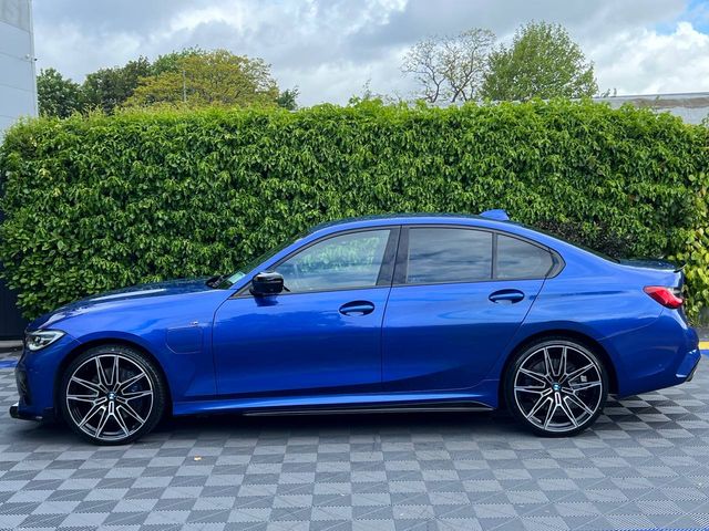 Image for 2021 BMW 3 Series 330e M-SPORT COMPETITION 2.0 HYBRID // 360 PARKING CAMERAS // SERVICE HISTORY // AMBIENT LIGHTING