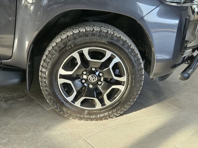 Image for 2023 Toyota Hilux 