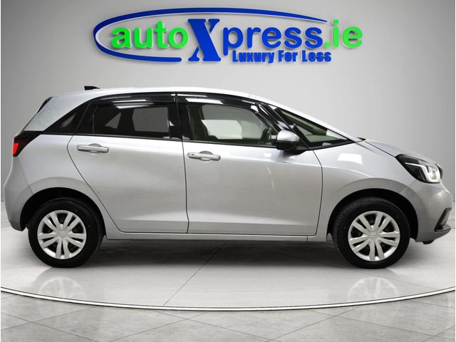 Image for 2020 Honda Fit 1.5 E:HEV BASIC Automatic, Reversing camera