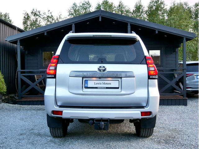 Image for 2023 Toyota Landcruiser LONG WHEEL BASE COMMERCIAL A/T 