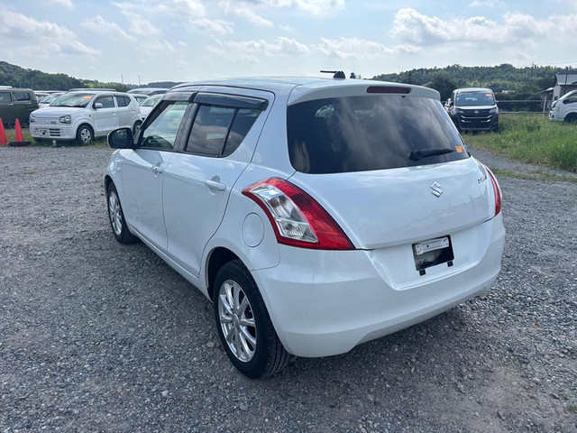 Image for 2015 Suzuki Swift 152 Style