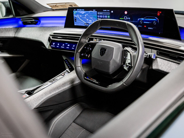 Image for 2025 Peugeot 5008 E-GT 73kWh 210HP - 7 seats