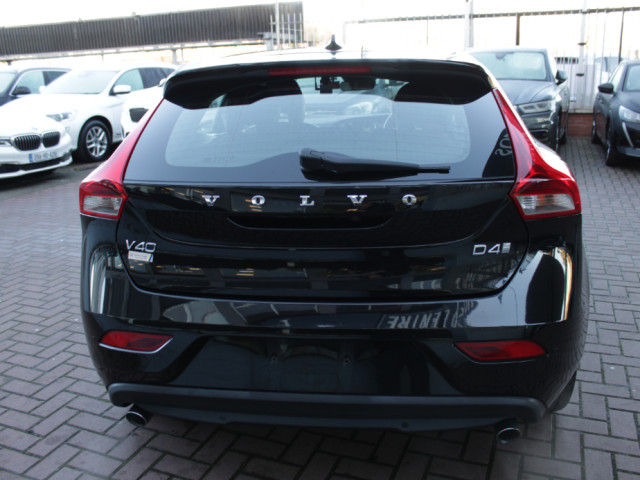 Image for 2016 Volvo V40 2.0D4 INSCRIPTION 5DR HATCHBACK AUTO HUGE SPEC // 1 OWNER CAR // AS NEW CONDITION THROUGHOUT // BUY WITH CONFIDENCE AA AND SIMI APPROVED DEALER 2025 // FINANCE ARRANGED //