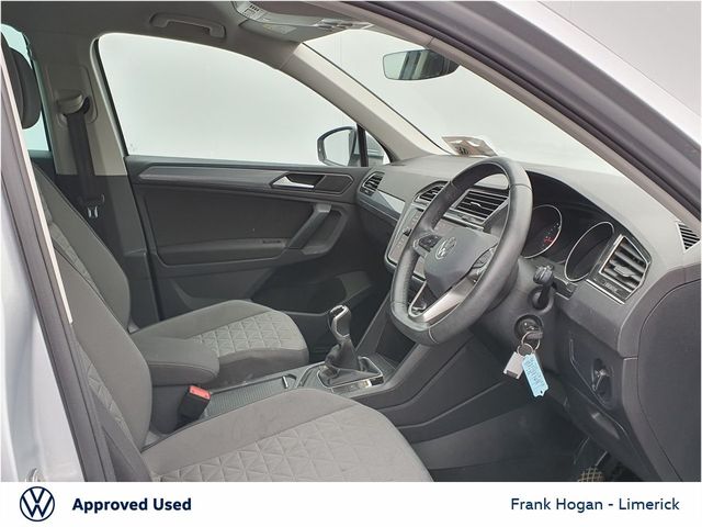 Image for 2022 Volkswagen Tiguan 2.0 TDI 122HP Life + Extras ++Call Paul Sheehan 0872299855 ++