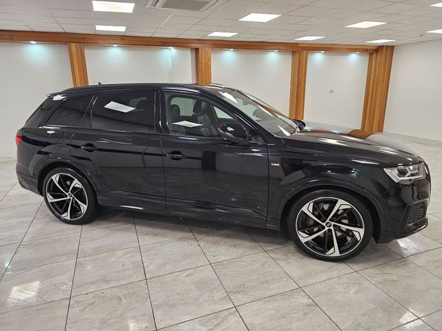 Image for 2023 Audi Q7 7 STR BLK EDITION