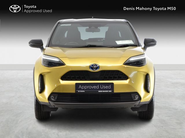 Image for 2022 Toyota Yaris Cross Luna Sport Hybrid Auto