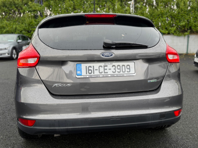 Image for 2016 Ford Focus 1.0 Zetec Ecoboost 125PS 5DR