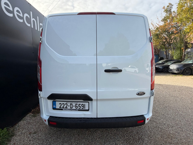 Image for 2022 Ford Transit Custom TREND 2.0 TDCI SWB // PRICE EXCL. VAT // WET BELT/TIMING BELT JUST REPLACED // 07/27 CVRT // ONE OWNER // AIR CON, CRUISE AND APPLE CARPLAY/ANDROID AUTO // FULL SERVICE HISTORY // 