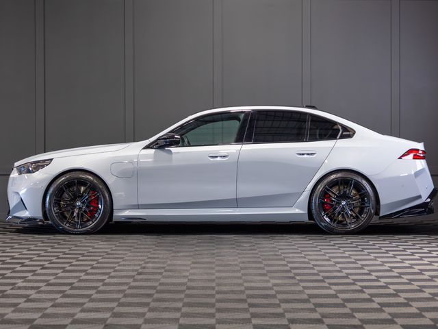 Image for 2025 BMW M5 (G90)