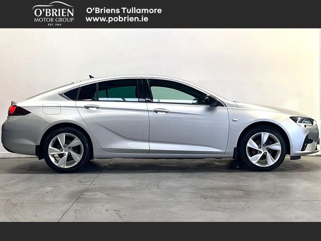 Image for 2022 Opel Insignia SRI 1.5D 122PS S/S FWD 6 Speed