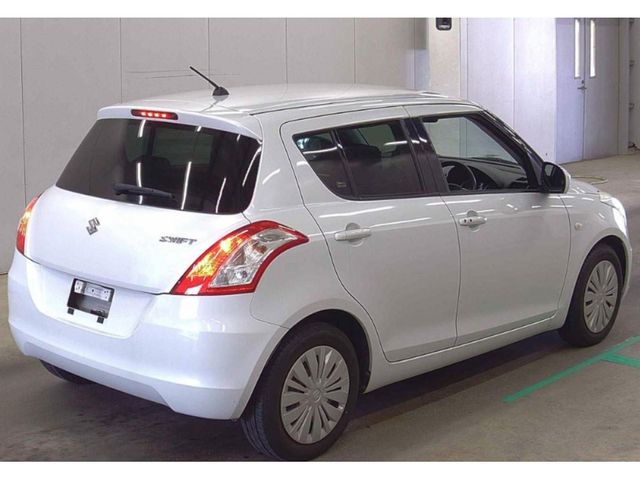 Image for 2015 Suzuki Swift XG