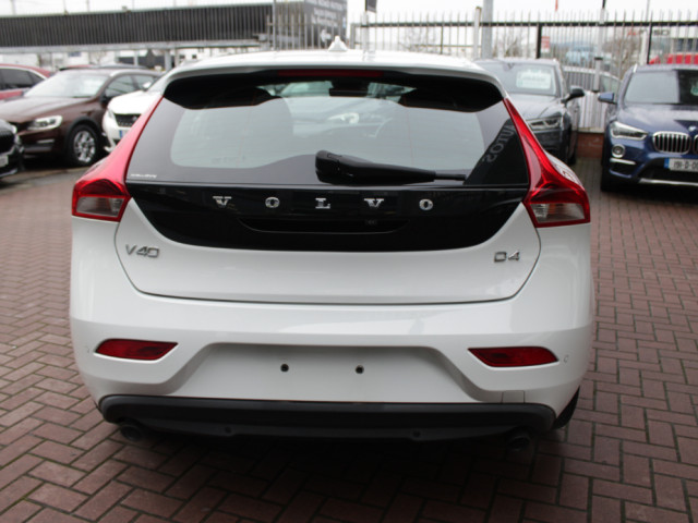 Image for 2016 Volvo V40 2016 VOLVO V40