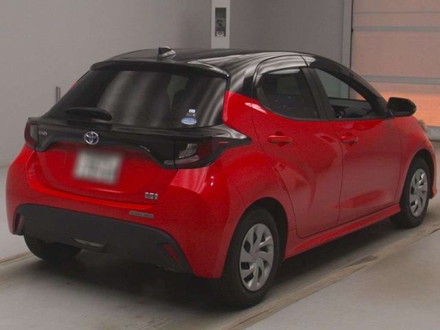Image for 2020 Toyota Yaris *WELCAB MOBILITY VEHICLE - 1.5 HYBRID - RED/BLACK TWO TONE - PUSH BUTTON STOP/START - TOYOTA SAFETY SENSE - SLIDING/ACCESIBLE PASSANGER SEAT