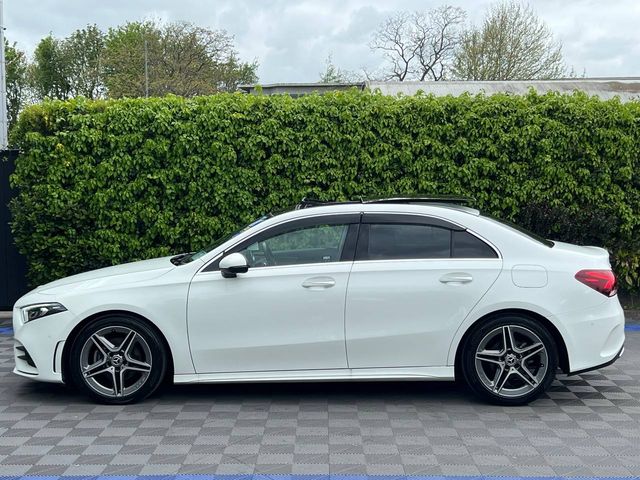 Image for 2022 Mercedes-Benz A Class A200d AMG-LINE PREMIUM // TILT & SLIDE PAN ROOF // VIRTUAL COCKPIT // AMBIENT LIGHTING