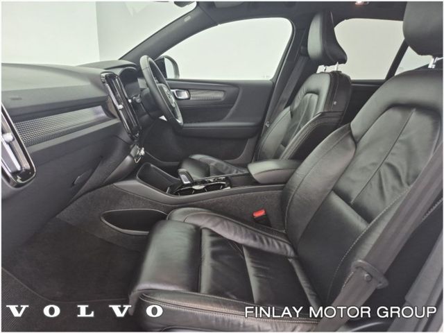 Image for 2022 Volvo XC40 PHEV T4 (197hp) R-Design FWD