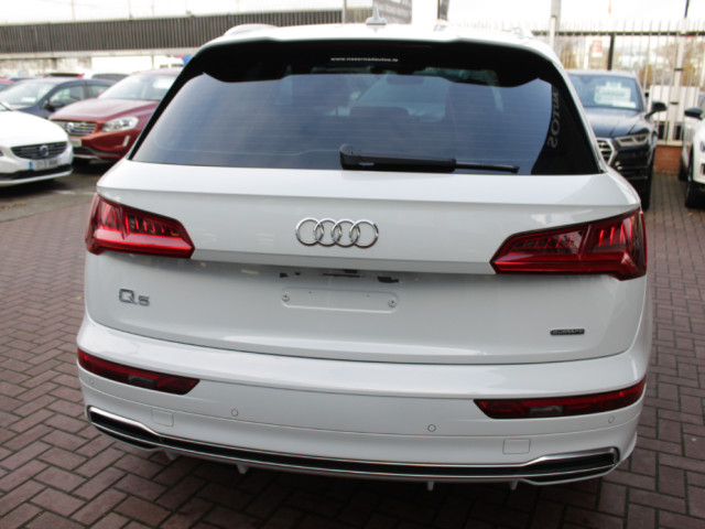 Image for 2019 Audi Q5 2.0TDI QUATTRO S-LINE EDITION AUTO // STUNNING CAR IN IMMACULATE CONDITION // WELL WORTH VIEWING // BUY WITH CONFIDENCE AA AND SIMI APPROVED DEALER 2025 // FINANCE ARRANGED // TRADE INS WELCOME //