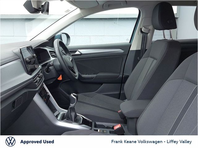 Image for 2024 Volkswagen T-Roc LIFE 1.0 TSI 110HP *PETROLEUM BLUE* *CARPLAY & ANDROID AUTO* *PCP AVAILABLE* *FRONT & REAR SENSORS*